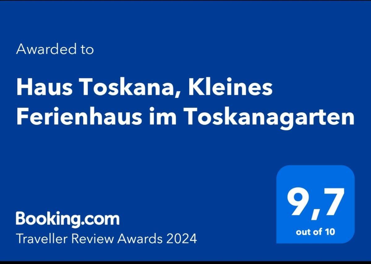 Haus Toskana, Kleines Ferienhaus Im Toskanagarten Bad Sulza Exterior foto